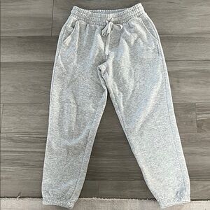 Fabletics Women's Jogger Pants Gray Sweatpant size Small